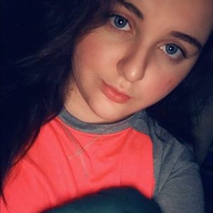 Meet your Posher, Amanda